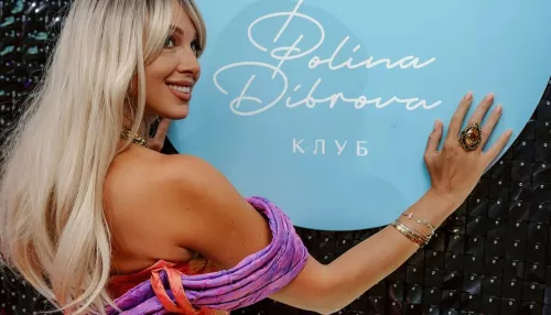 Диброва стала блондинкой после развода и влезла в платье, которое не надевала 18 лет