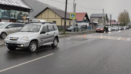 Водитель Нивы сбил подростка на зебре в Горно-Алтайске