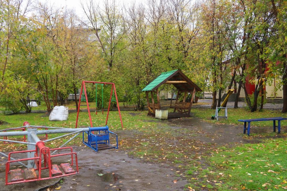 Парк ВРЗ. Октябрь 2025 года Парк ВРЗ. Октябрь 2025 года