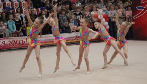 Турнир по художественной гимнастике проходит в столице Алтайского края