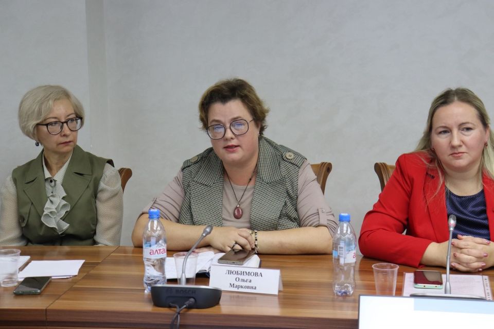Круглый стол в АКЗС