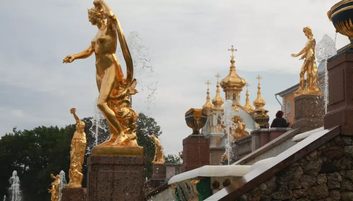 Дыхание имперской роскоши: блеск осеннего Петергофа глазами барнаульского фотографа