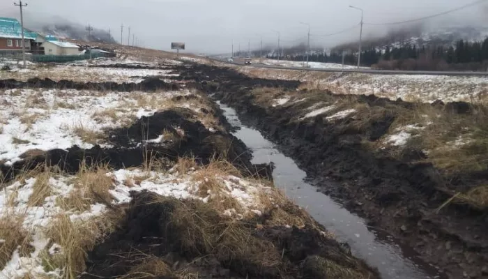 15 домовладений подтопило грунтовыми водами в Республике Алтай