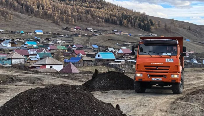 Внутрипоселковые дороги ремонтируют в Республике Алтай