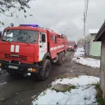 Два человека погибли при пожаре в доме на улице Гвардейской в Барнауле