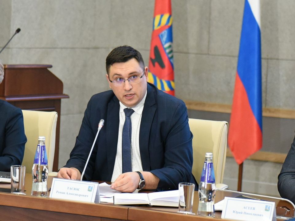Роман Тасюк Роман Тасюк