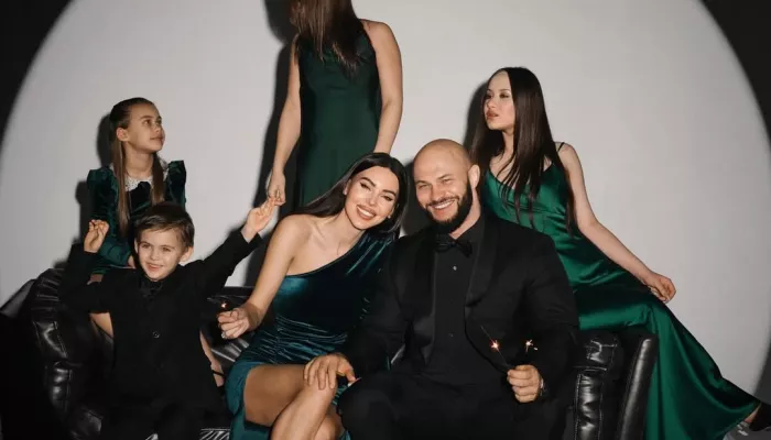 Оксана Самойлова пришла в суд одна и раскрыла причины развода с Джиганом Оксана Самойлова пришла в суд одна и раскрыла причины развода с Джиганом