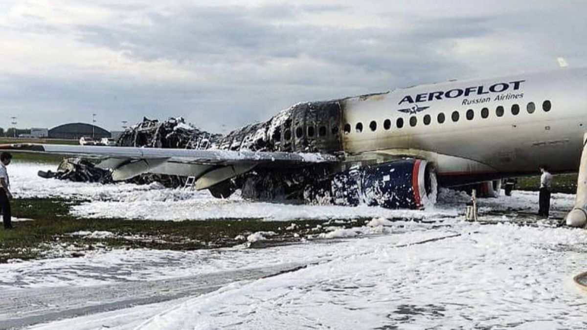 Список погибших и выживших в катастрофе с Sukhoi Superjet появился в Сети 