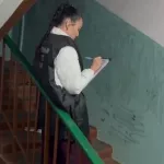 В Сибири 14-летний школьник расправился со сверстницей и соседкой в подъезде дома