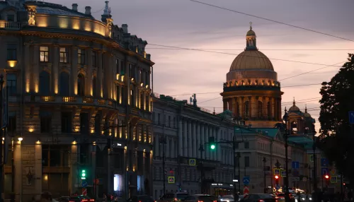 Пока вы спите: как выглядит Петербург в свете ночных фонарей. Фоторепортаж