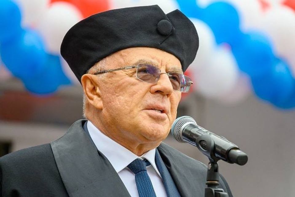 Ректор СПбГУП, академик Александр Запесоцкий Ректор СПбГУП, академик Александр Запесоцкий