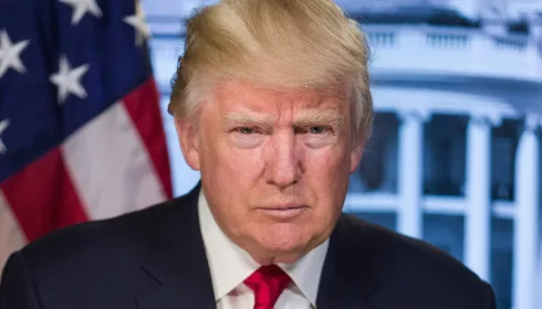 Трамп обсудит с Зеленским планы наступления Украины и поставки оружия