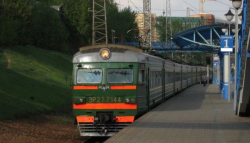 Дополнительные пригородные поезда начали курсировать в Алтайском крае