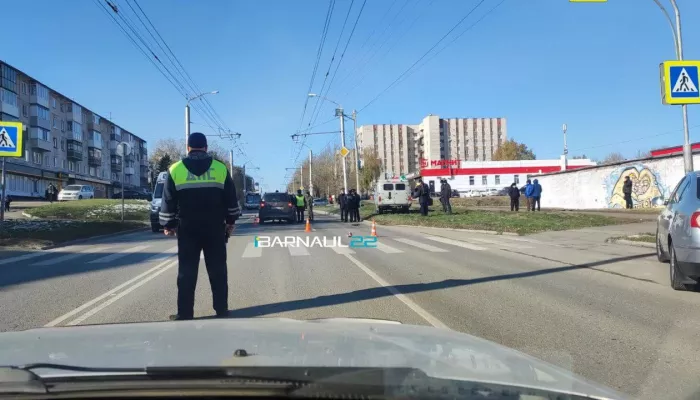 Пешеход погиб на одном из самых страшных переходов в Барнауле