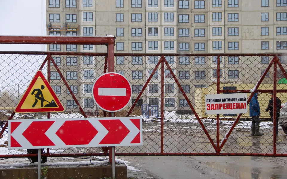 В ЖК Камчатка на окраине Барнаула хотят ввести первый дом на полгода раньше срока