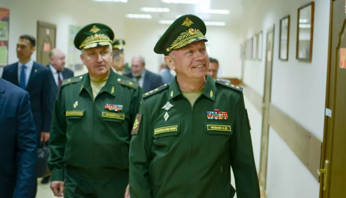 СМИ: переговорщик с Украиной, замминистра обороны Александр Фомин, покидает пост