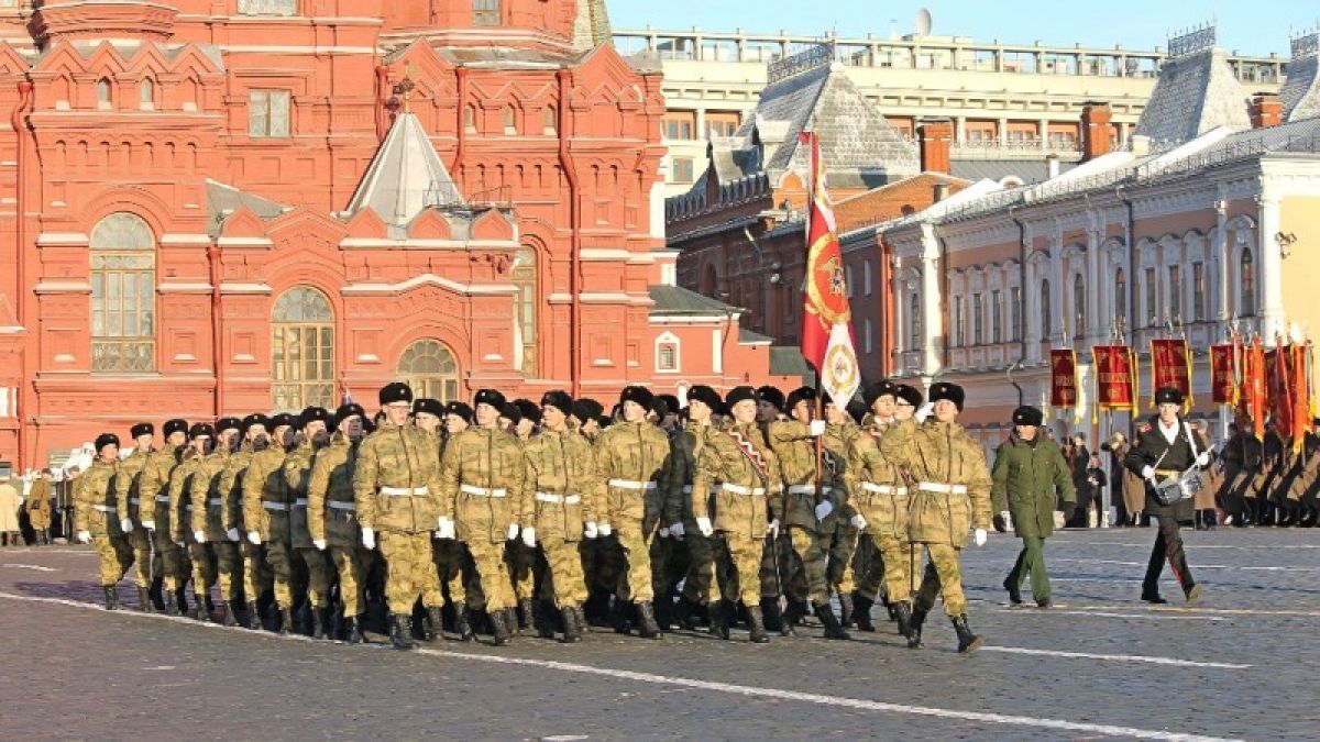 Где посмотреть трансляцию парада Победы на Красной площади в Москве 