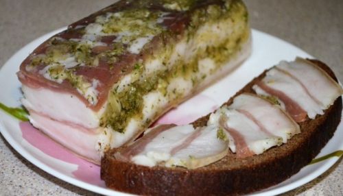 Специалисты рассказали о пользе сала для здоровья