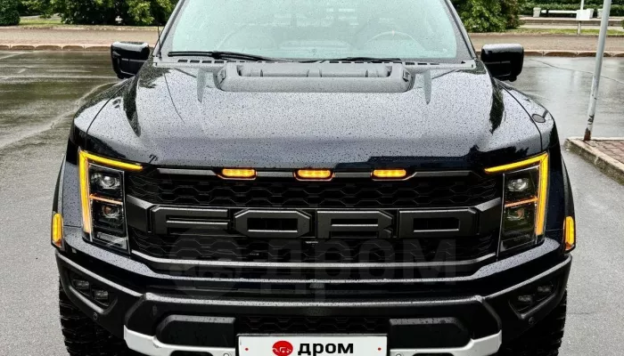 Мощный Ford Raptor из США продают почти за 11 млн рублей в Барнауле. Фото