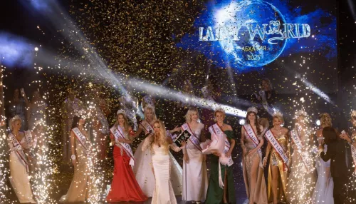 Жительница Республики Алтай получила титул королевы на конкурсе красоты в Абхазии