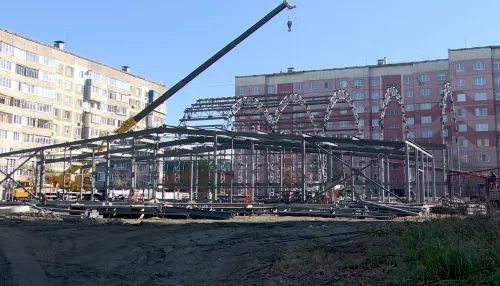 В Бийске идет второй этап строительства модульного бассейна