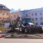 Зеленые красавицы: пушистые ели высадили в новом барнаульском сквере. Фото