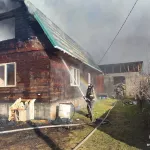 Крупный пожар в селе Республики Алтай оставил без крыши над головой многодетную семью
