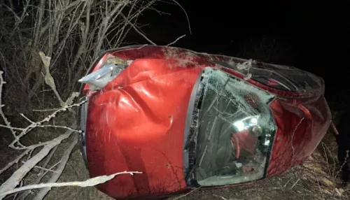 Водитель иномарки пострадал в жестком ДТП с перевертышем в Республике Алтай