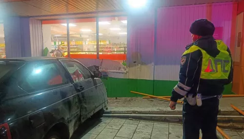 На Урале пьяный водитель насмерть сбил двух девочек на тротуаре