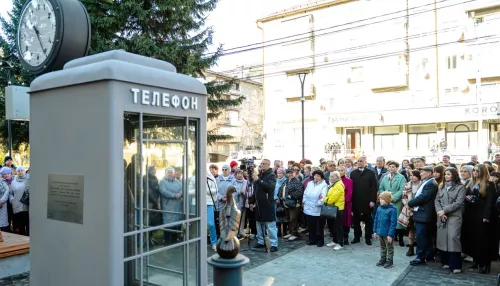 Ростелеком установил в Горно-Алтайска арт-объект, посвященный истории связи региона