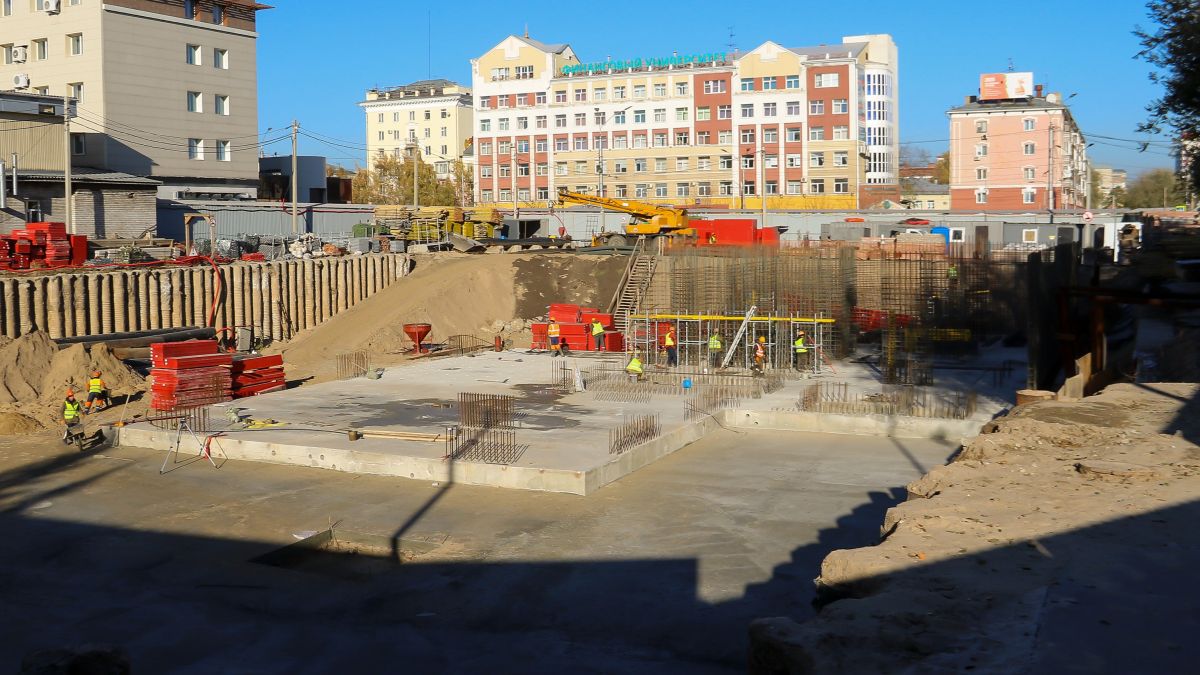 Строительная площадка ЦУМа. Октябрь 2025 года