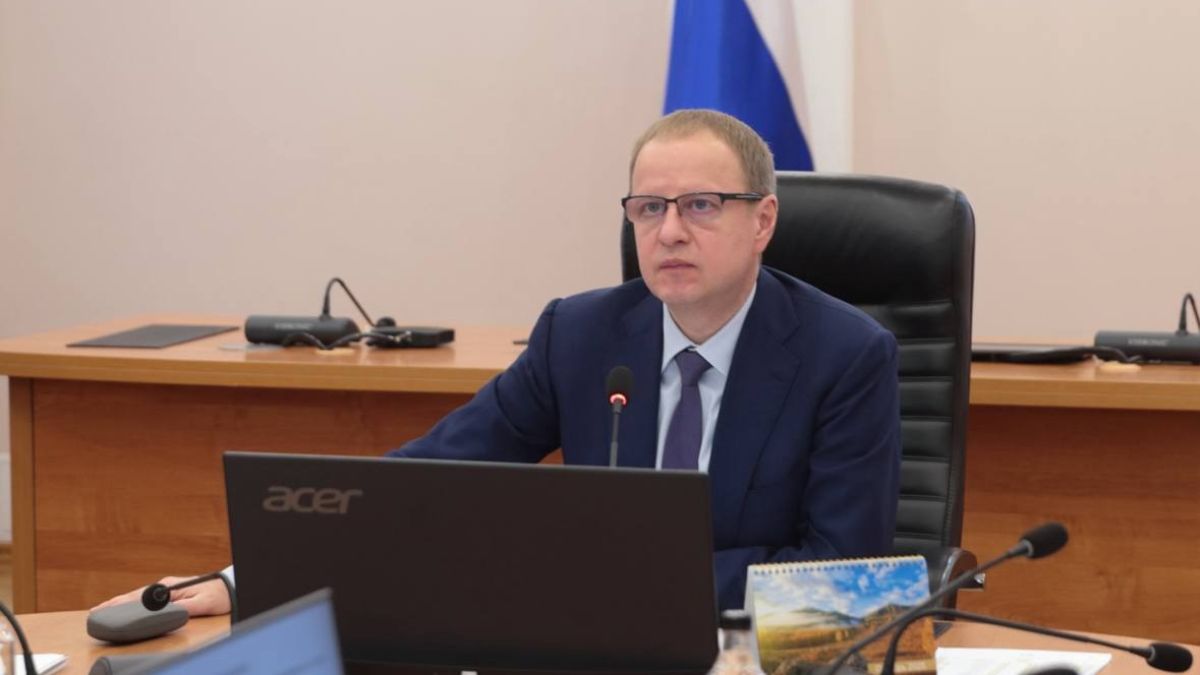 Губернатор Алтайского края Виктор Томенко проведет прямую линию 20 ноября Виктор Томенко