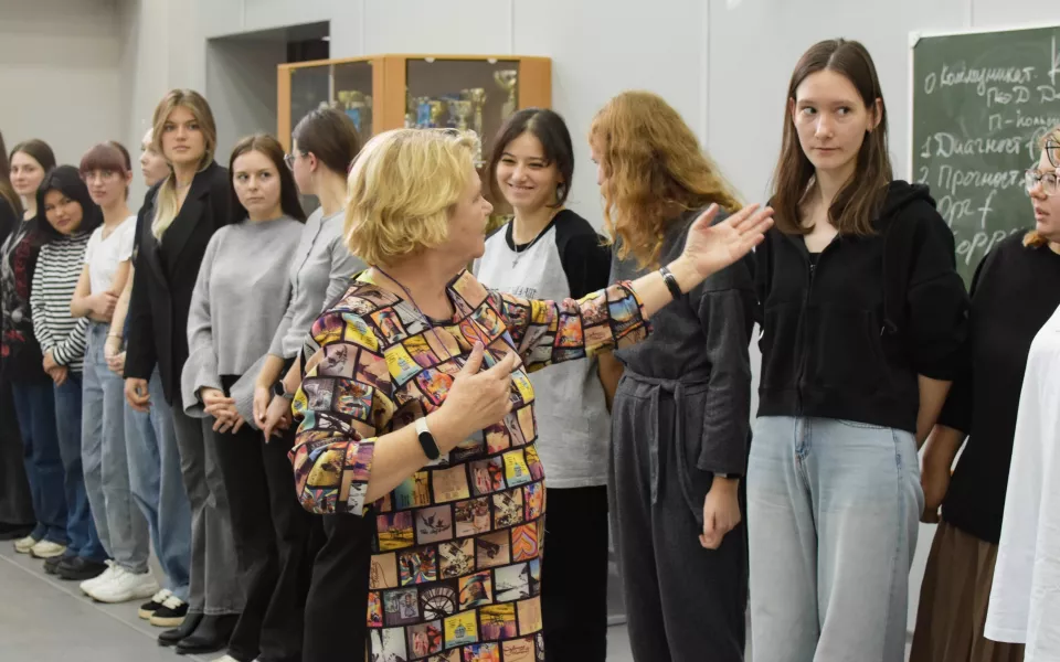 300 студентов проходят обучение в АлтГПУ по должности Вожатый