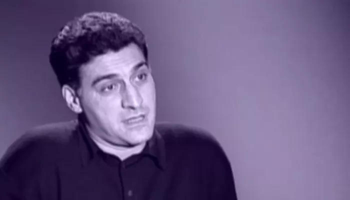 Симоньян показала кадры с Тиграном Кеосаяном, который читает стихи Маяковского. Видео Симоньян показала кадры с Тиграном Кеосаяном, который читает стихи Маяковского. Видео