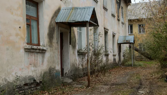 Вокруг да около Ярных: улица, где старый Барнаул встречается с будущим. Фоторепортаж Вокруг да около Ярных: улица, где старый Барнаул встречается с будущим. Фоторепортаж