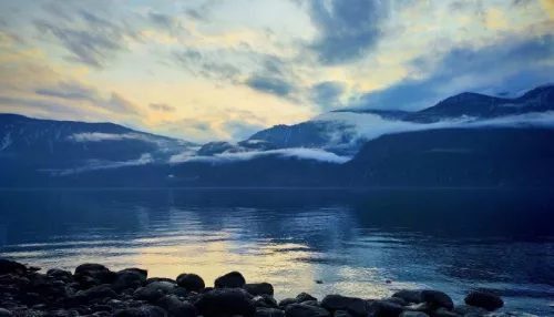 Горы выше, а озеро шире: Алтайский заповедник показал окрестности кордона Кокши