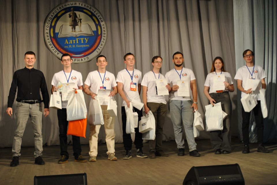 "Ростелеком" поддержал игры по информационной безопасности "AltayCTF – 2025" "Ростелеком" поддержал игры по информационной безопасности "AltayCTF – 2025"