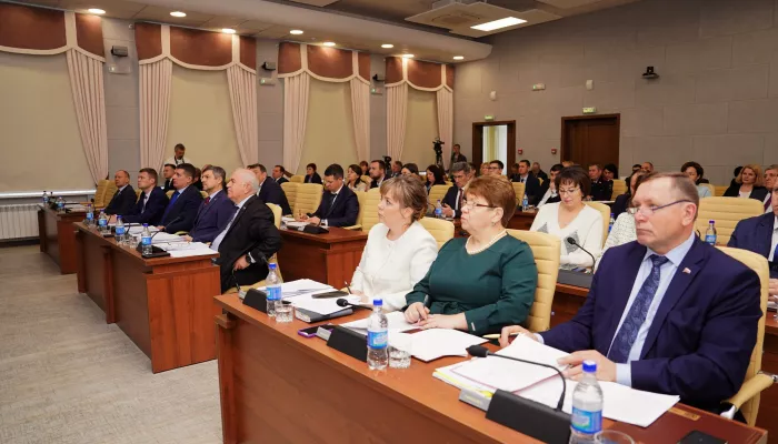 Новый бюджет и рекламная реформа. Каким было октябрьское заседание БГД Новый бюджет и рекламная реформа. Каким было октябрьское заседание БГД