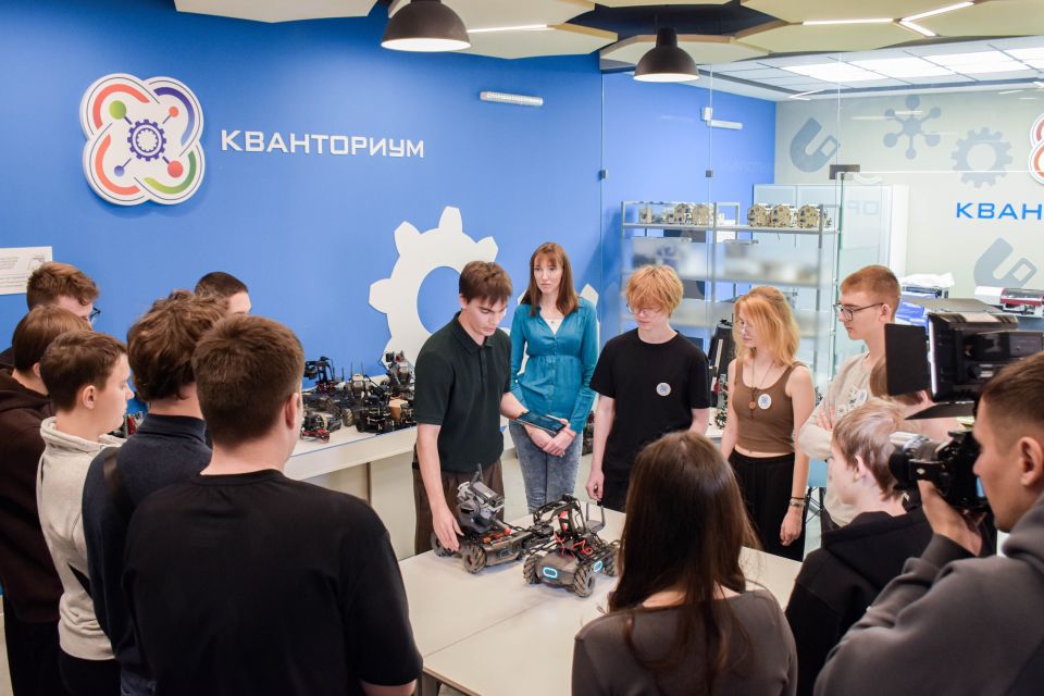 Научный клуб Первых Научный клуб Первых