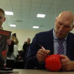 Легенда мирового спорта: Николай Валуев обсудил развитие бокса в Республике Алтай