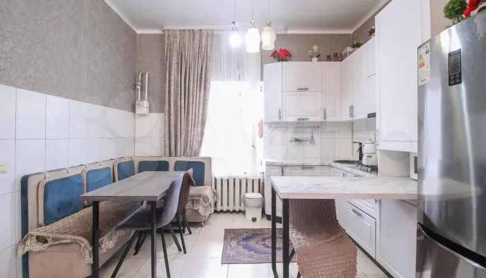 Десятикомнатный дом продают в районе барнаульского ВРЗ за 11 млн рублей