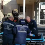 В Краевой клинической больнице в Барнауле прошли учения по эвакуации при пожаре. Фото