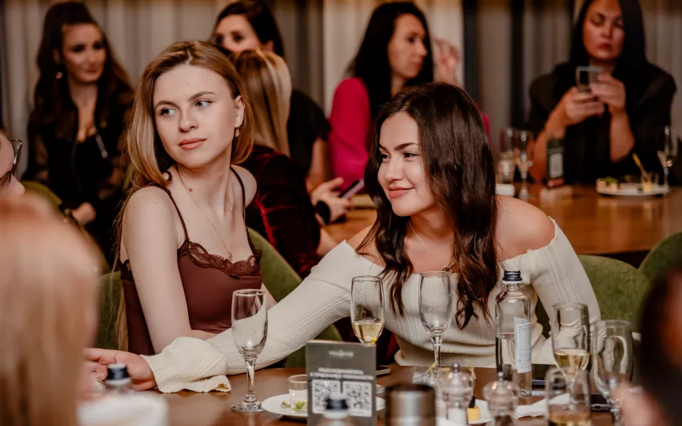 Где рождаются мечты: как Русский чай создал оазис красоты и женского общения