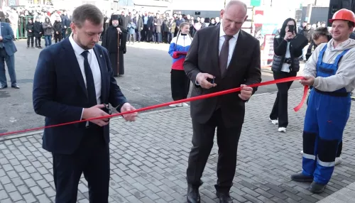 Александр Карелин побывал на открытии центра греко-римской борьбы в Бийске