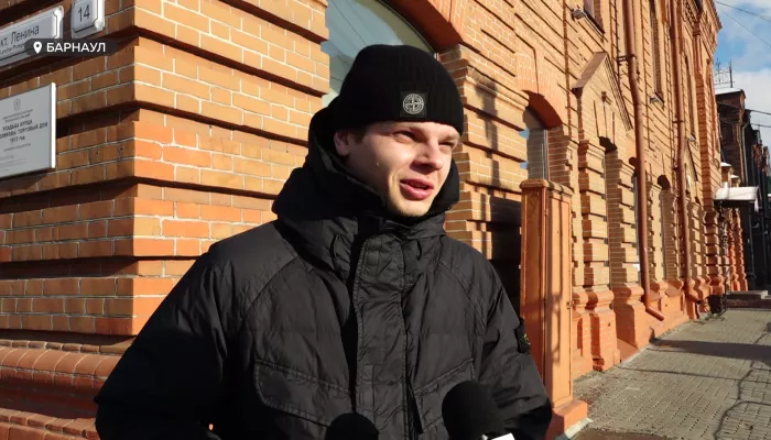 Опрос: мнение барнаульцев об уголовной ответственности за интим в машине