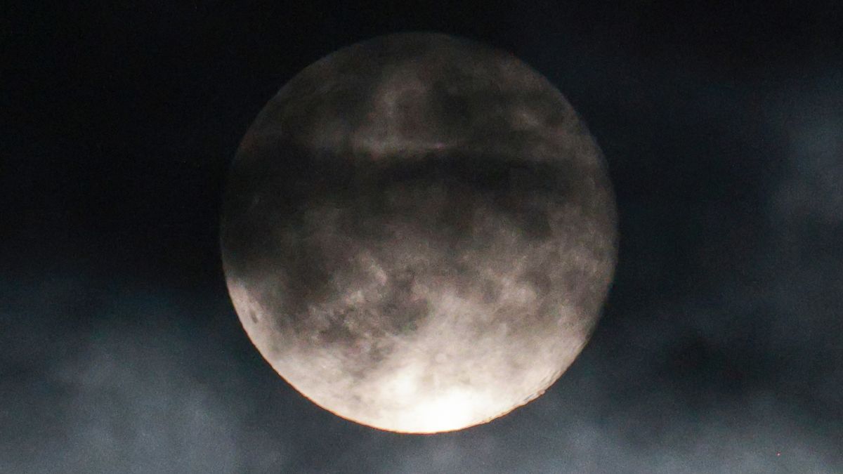 Бобровая Луна, полнолуние