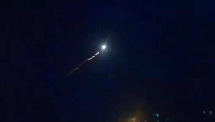 Жители Курска услышали звук взрыва и увидели вспышку в небе