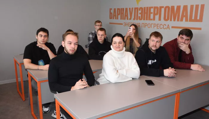 Барнаулэнергомаш модернизировал учебную аудиторию для будущих инженеров-энергетиков