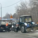 В Барнауле продолжают очищать дороги и дворы от снега и наледи: где ведутся работы