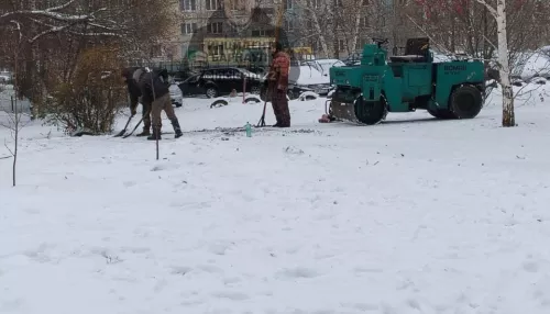 Власти объяснили укладку асфальта в Барнауле на фоне снегопадов